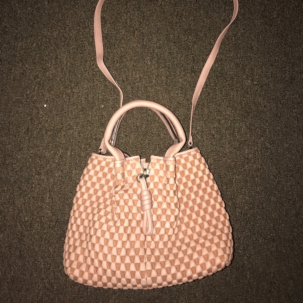 New Tissa Fontaneda Leather Crossbody Handbag